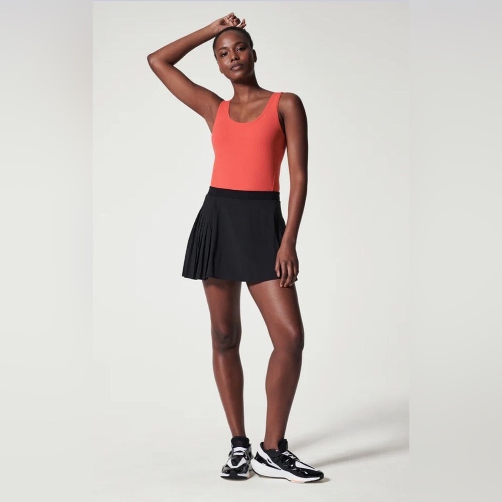 Spanx Women’s Size Small Get Moving Pleated Skort Black